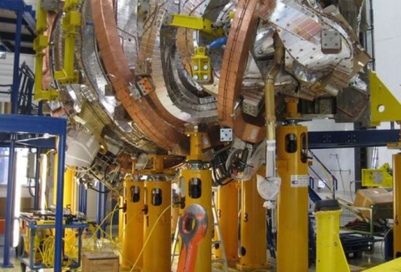 Stellarator.