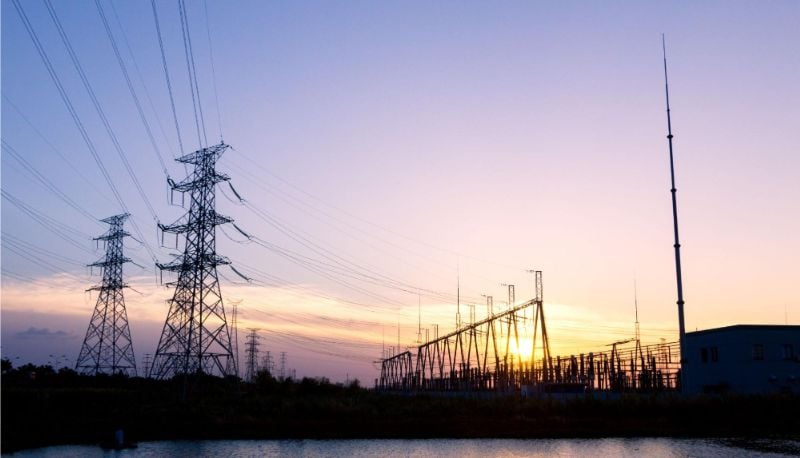 Les relais différentiels sur les lignes électriques peuvent détecter et isoler de manière fiable les défauts pour fournir une alimentation ininterrompue.